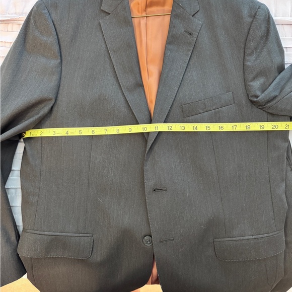 Jos. A Bank two piece suit. - Picture 7 of 8